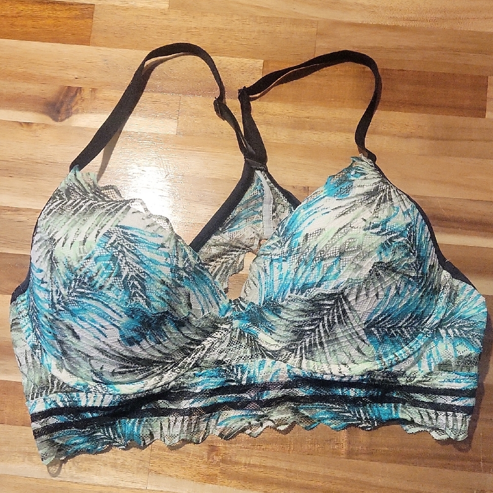 PINK Victoria's Secret Teal and Black Lace Bralette